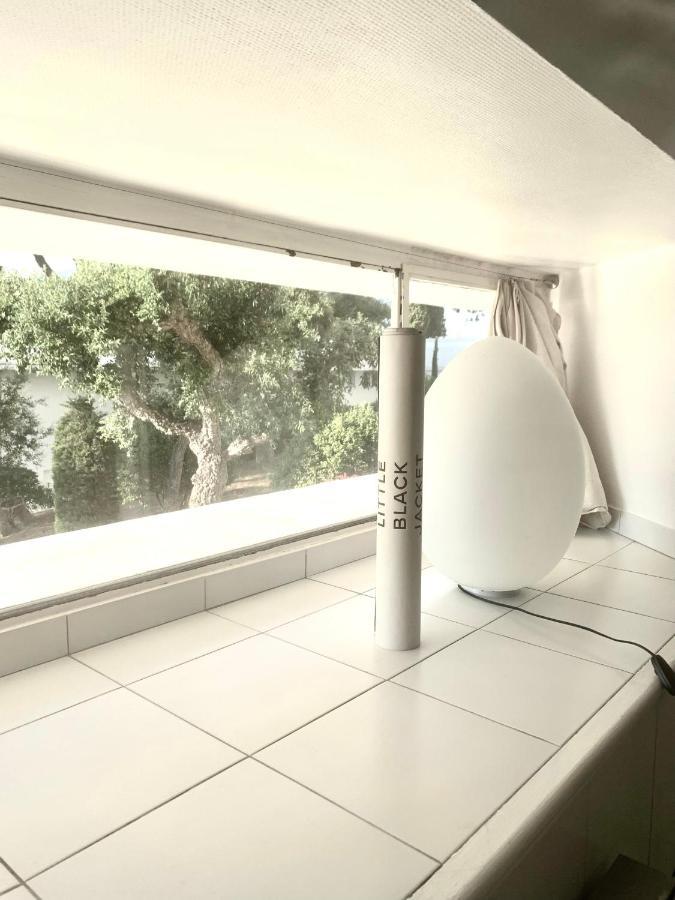 Elegant Studio Et Parking Dans Batiment Historique Сен Тропе Екстериор снимка